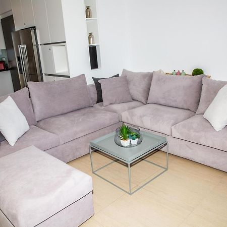 Komfort City Apartment "Elias" Mit Meerblick In Lavrio Luaran gambar